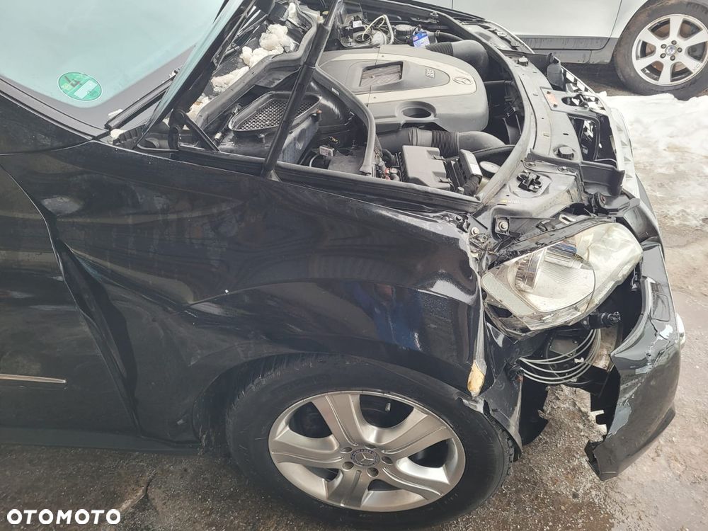 Mercedes-Benz ML - 25