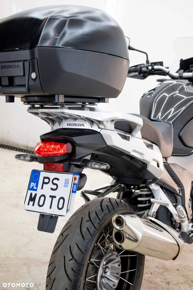 Honda VFR - 17