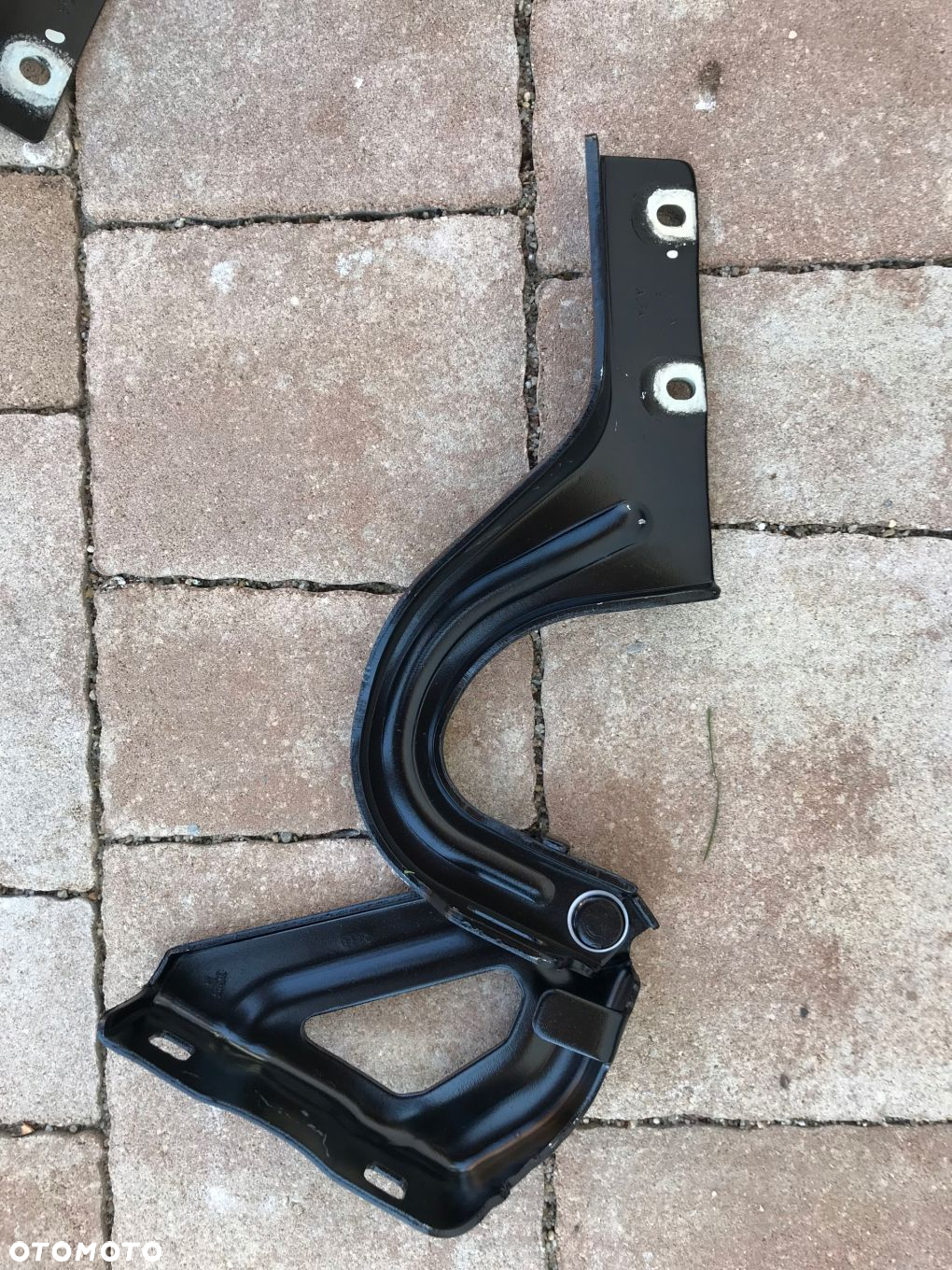 Fiat Doblo II lift zawiasy maski - 2