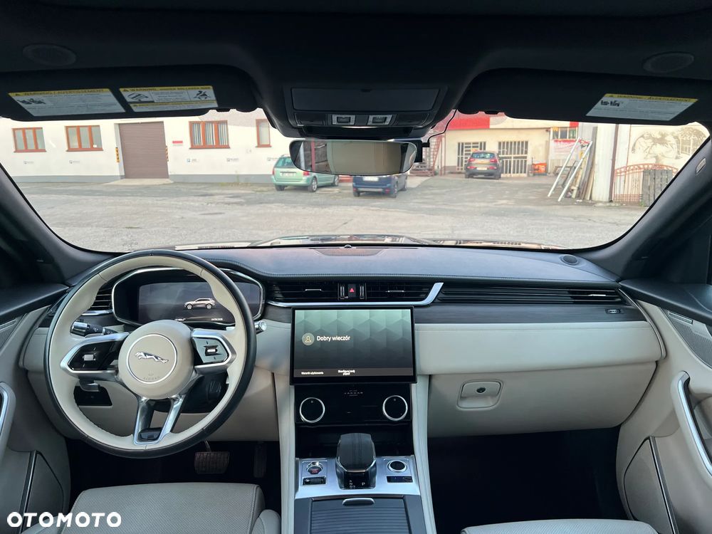 Jaguar F-Pace P250 AWD S - 21