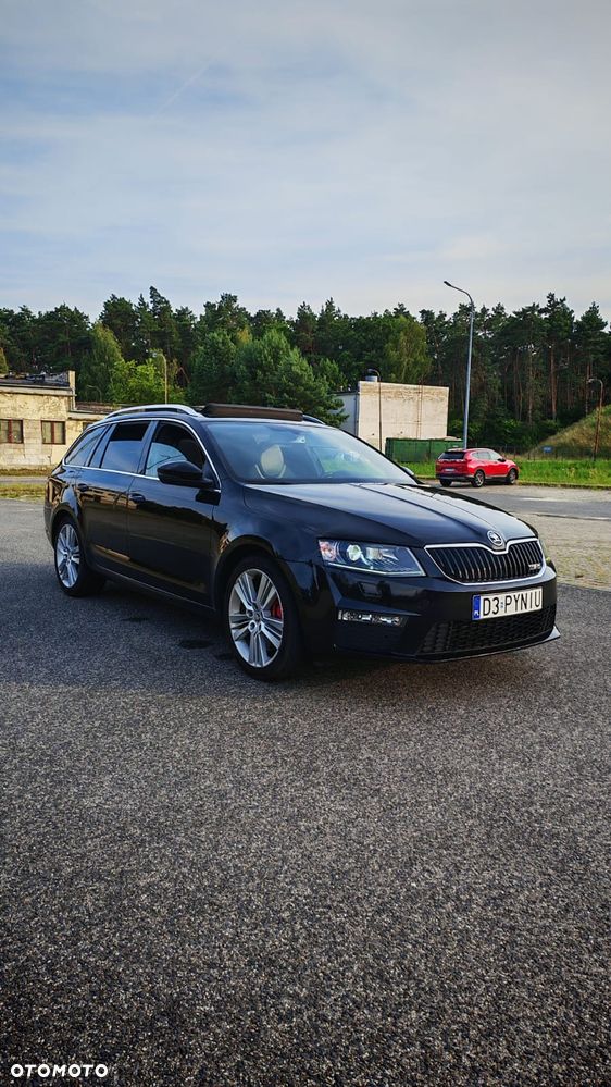 Skoda Octavia 2.0 TDI RS DSG - 4