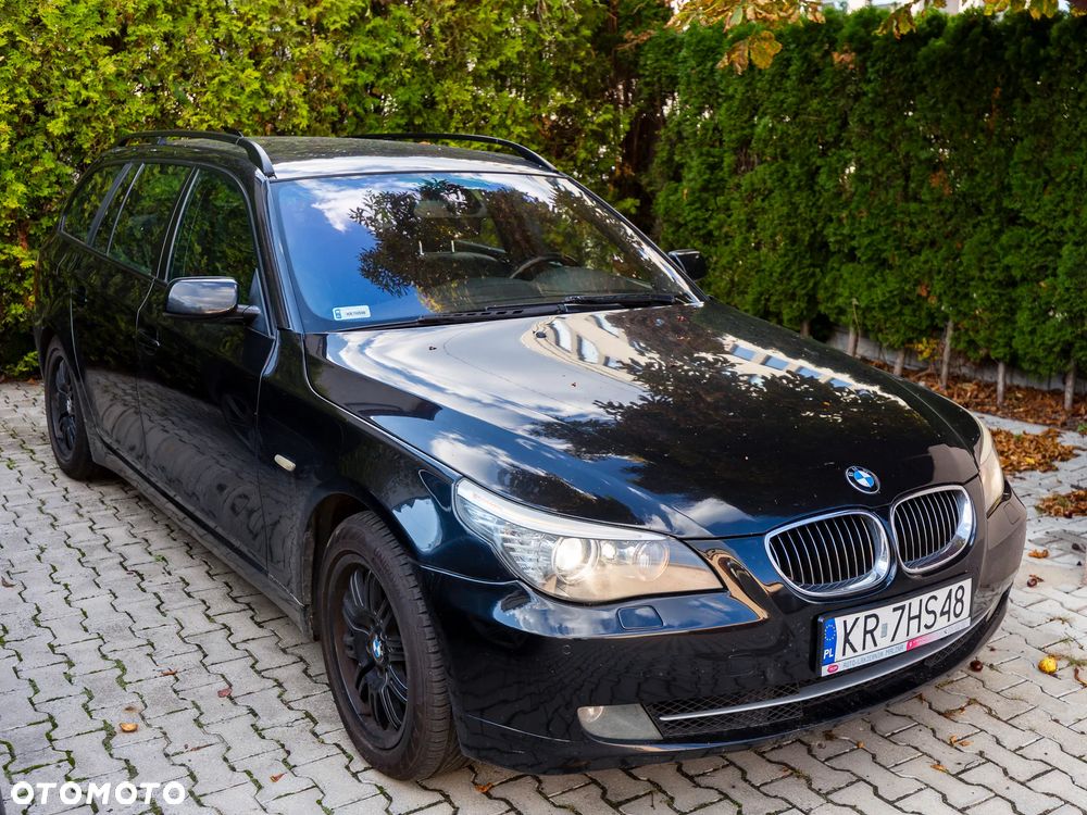 BMW Seria 5 530d xDrive Touring Edition Lifestyle - 1