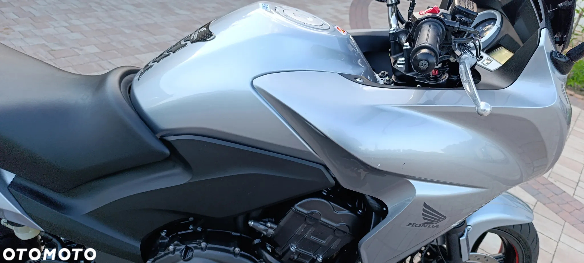 Honda CBF - 19