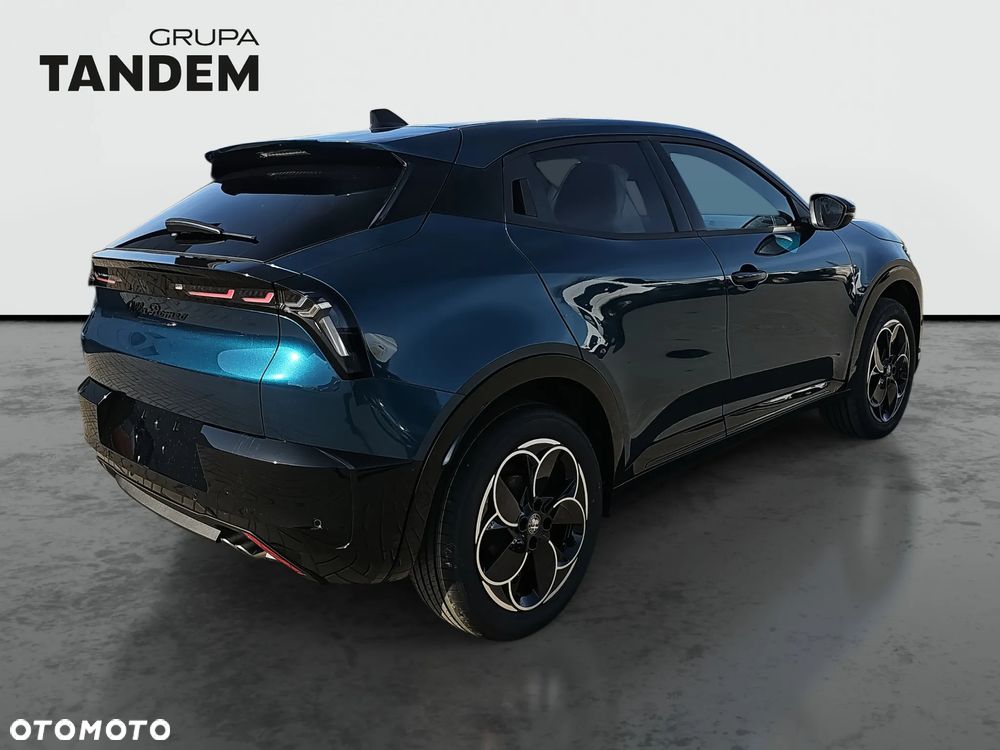 Alfa Romeo Junior 1.2 mHEV Ti eDCT - 5