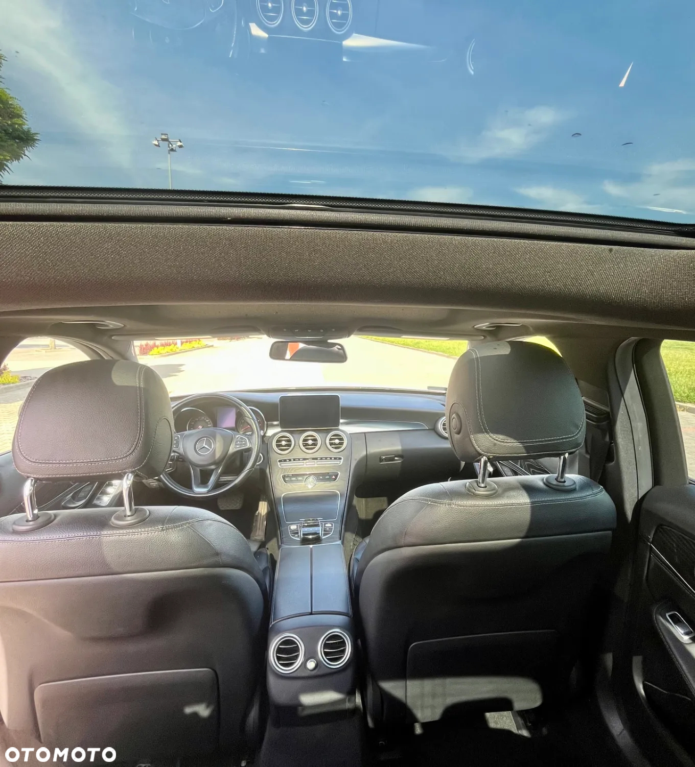 Mercedes-Benz Klasa C 300 7G-TRONIC - 21