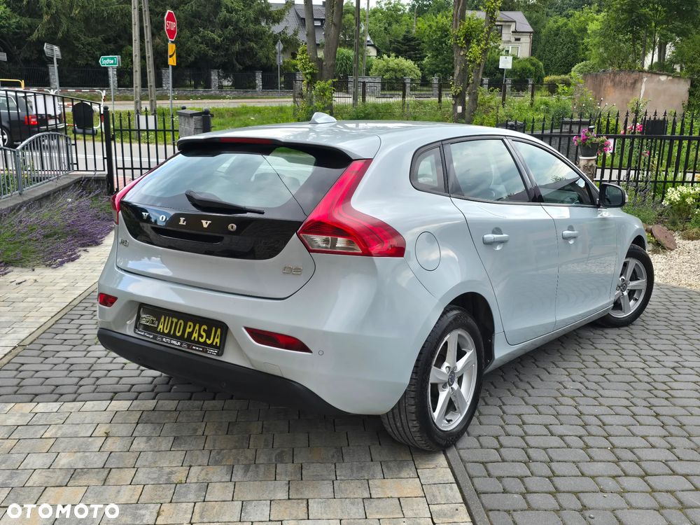 Volvo V40 D2 Summum - 10