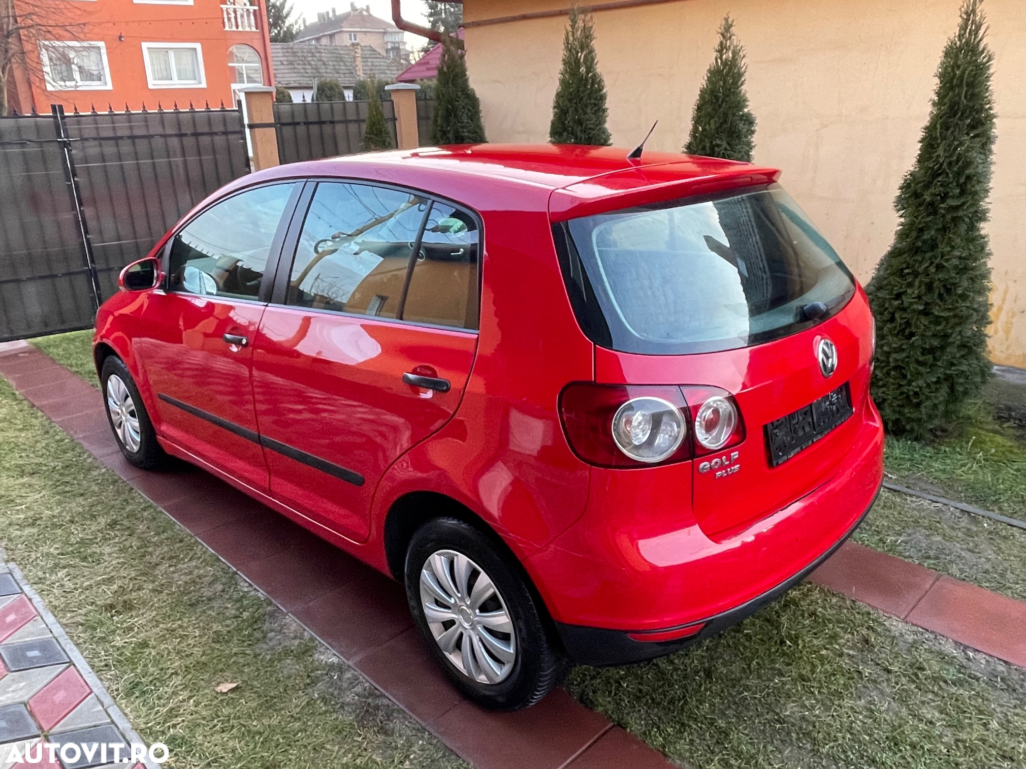 Volkswagen Golf Plus 1.9 TDI Trendline - 27