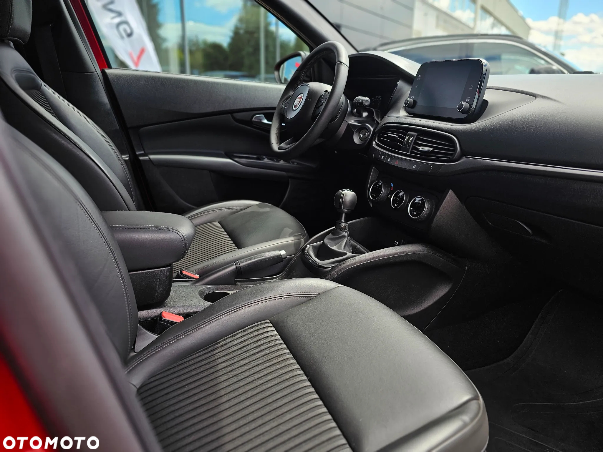 Fiat Tipo 1.4 T-Jet 16v S-Design - 10