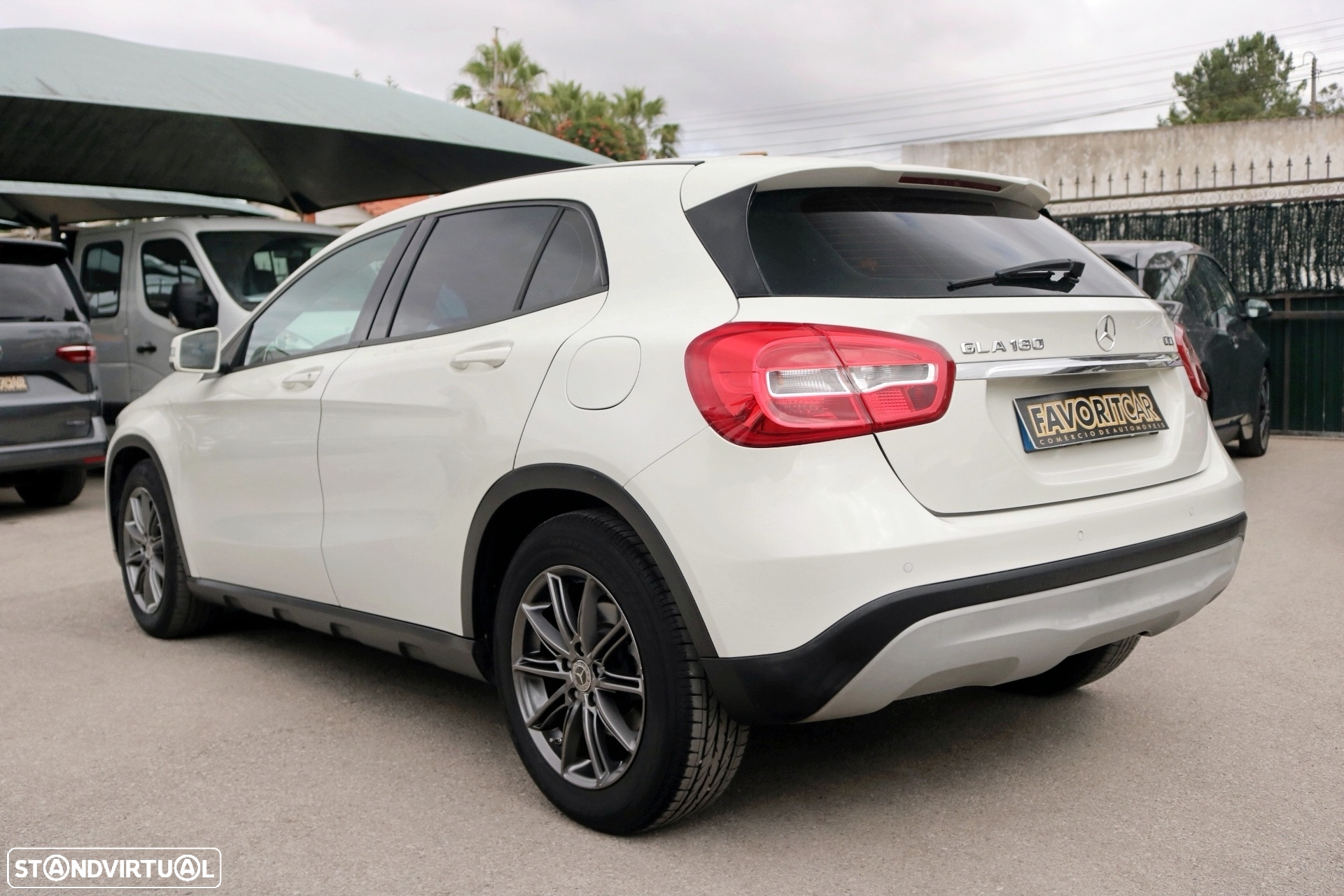 Mercedes-Benz GLA 180 (CDI) d Urban - 2