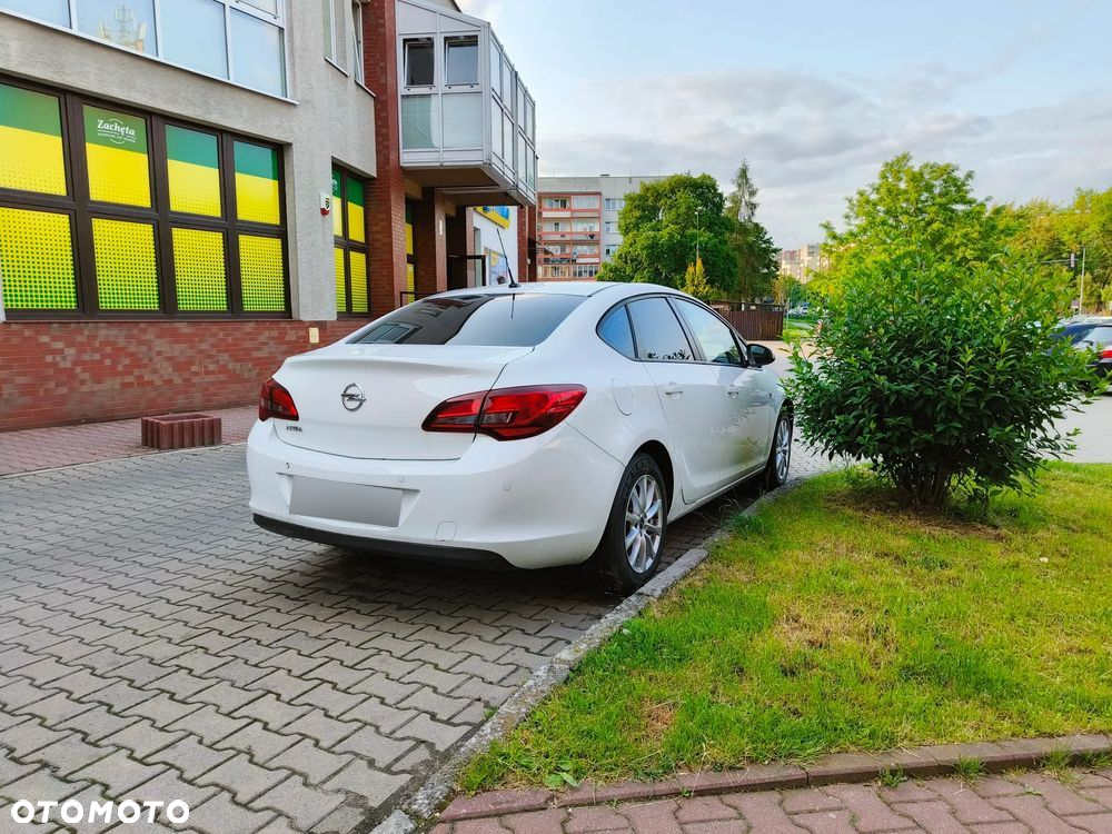 Opel Astra IV 1.6 Enjoy - 5