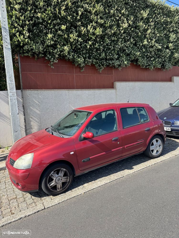 Renault Clio 1.2 16V Confort - 1