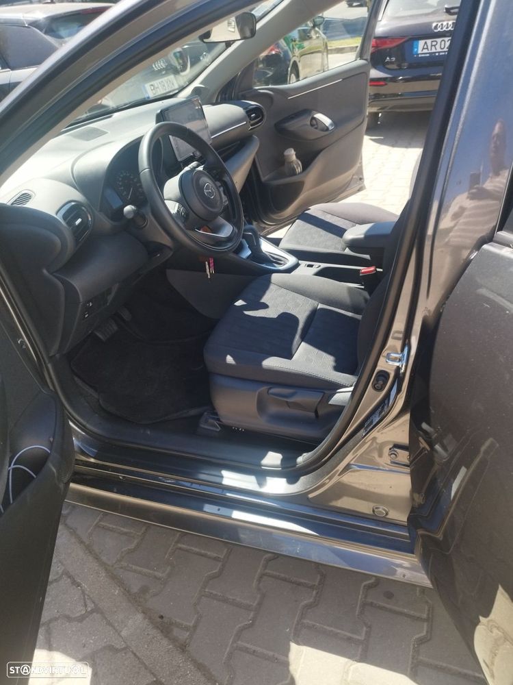 Mazda 2 1.5 L Hybrid VVT-i Centre-Line - 6