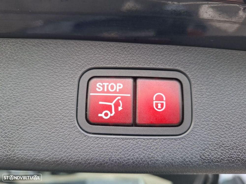 Mercedes-Benz E 300 de - 26