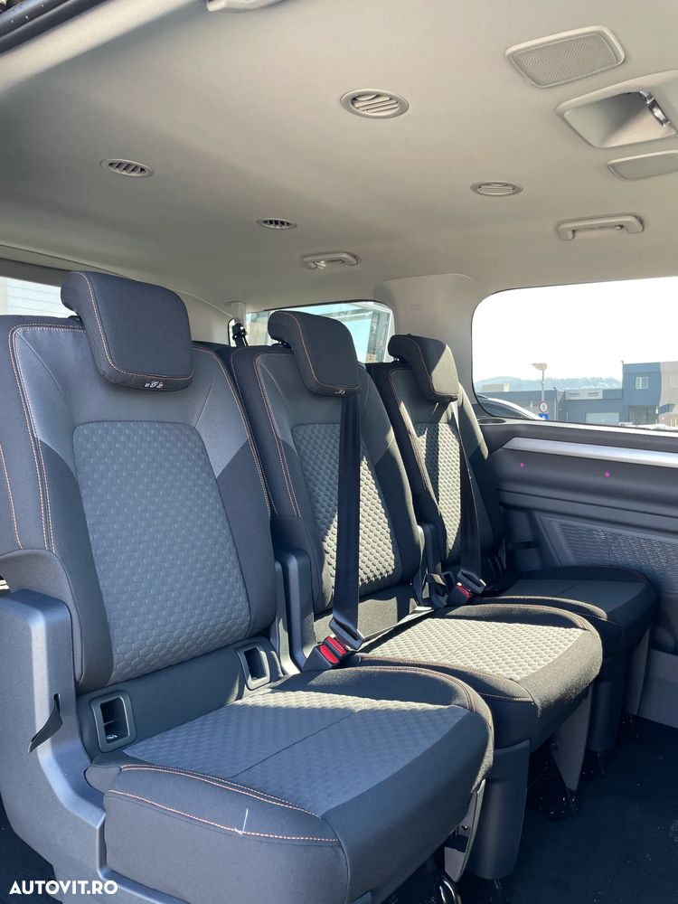 Volkswagen Caravelle - 13