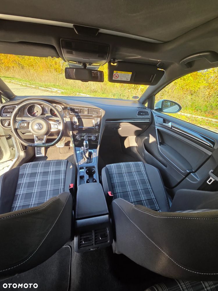 Volkswagen Golf 2.0 TDI BMT GTD DSG - 13