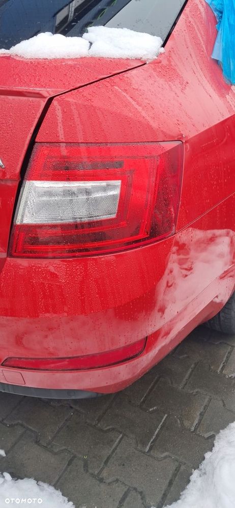 Skoda Octavia III Lampa prawa tylna LED HB EU - 1