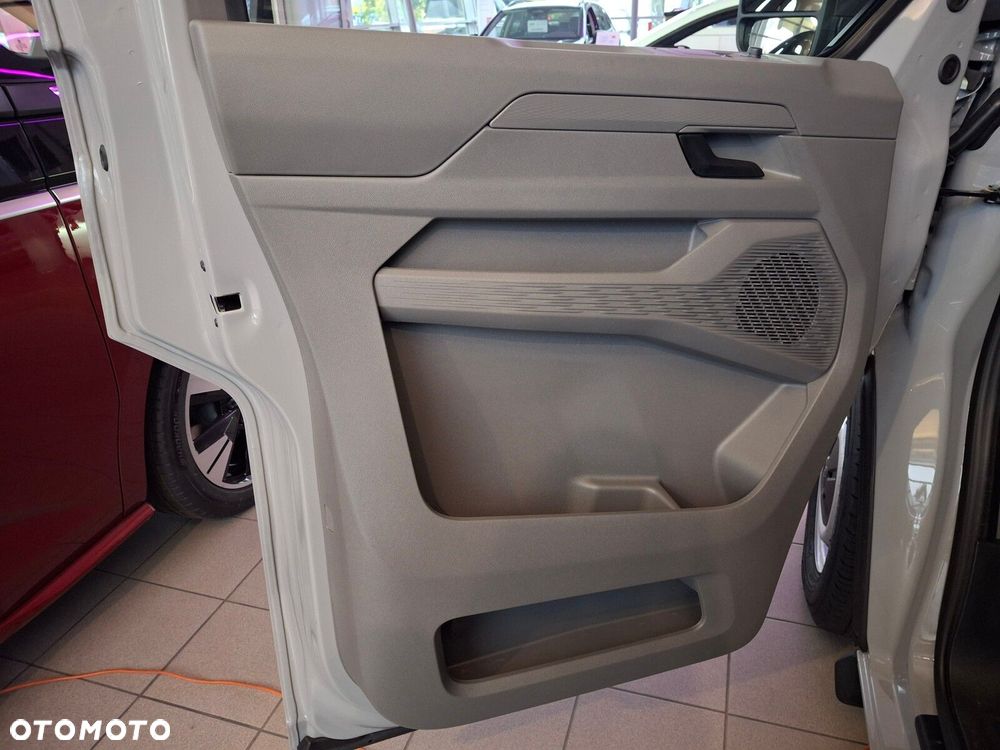 Volkswagen Transporter L2 (skrzynia) - 11