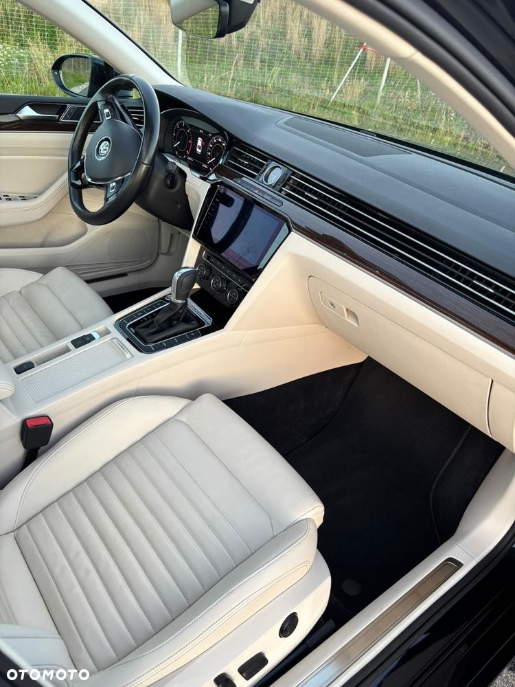 Volkswagen Passat - 14