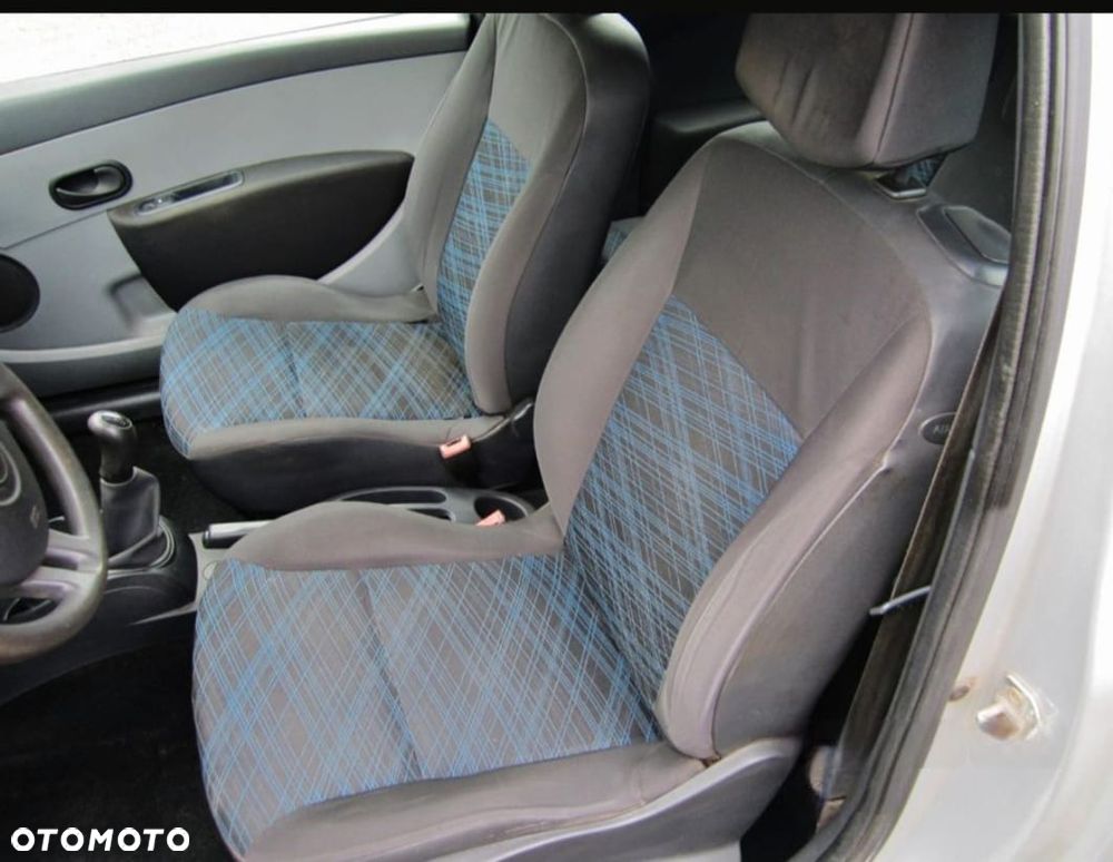 Renault Clio 1.2 16V Campus - 7