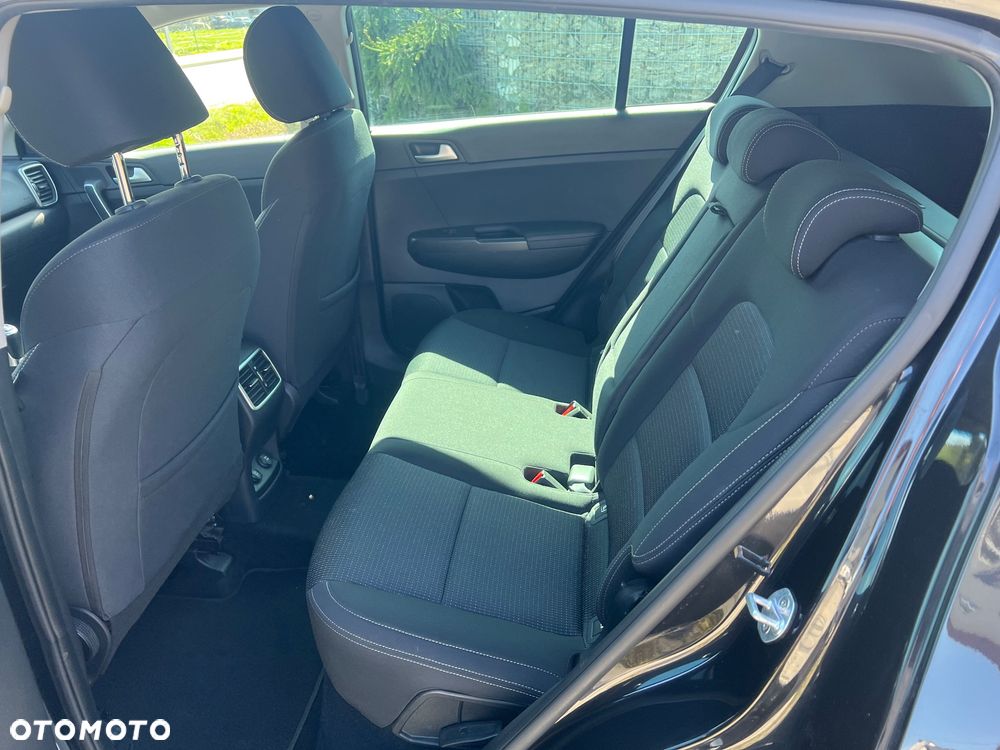 Kia Sportage 1.6 GDI 2WD Black Edition - 30