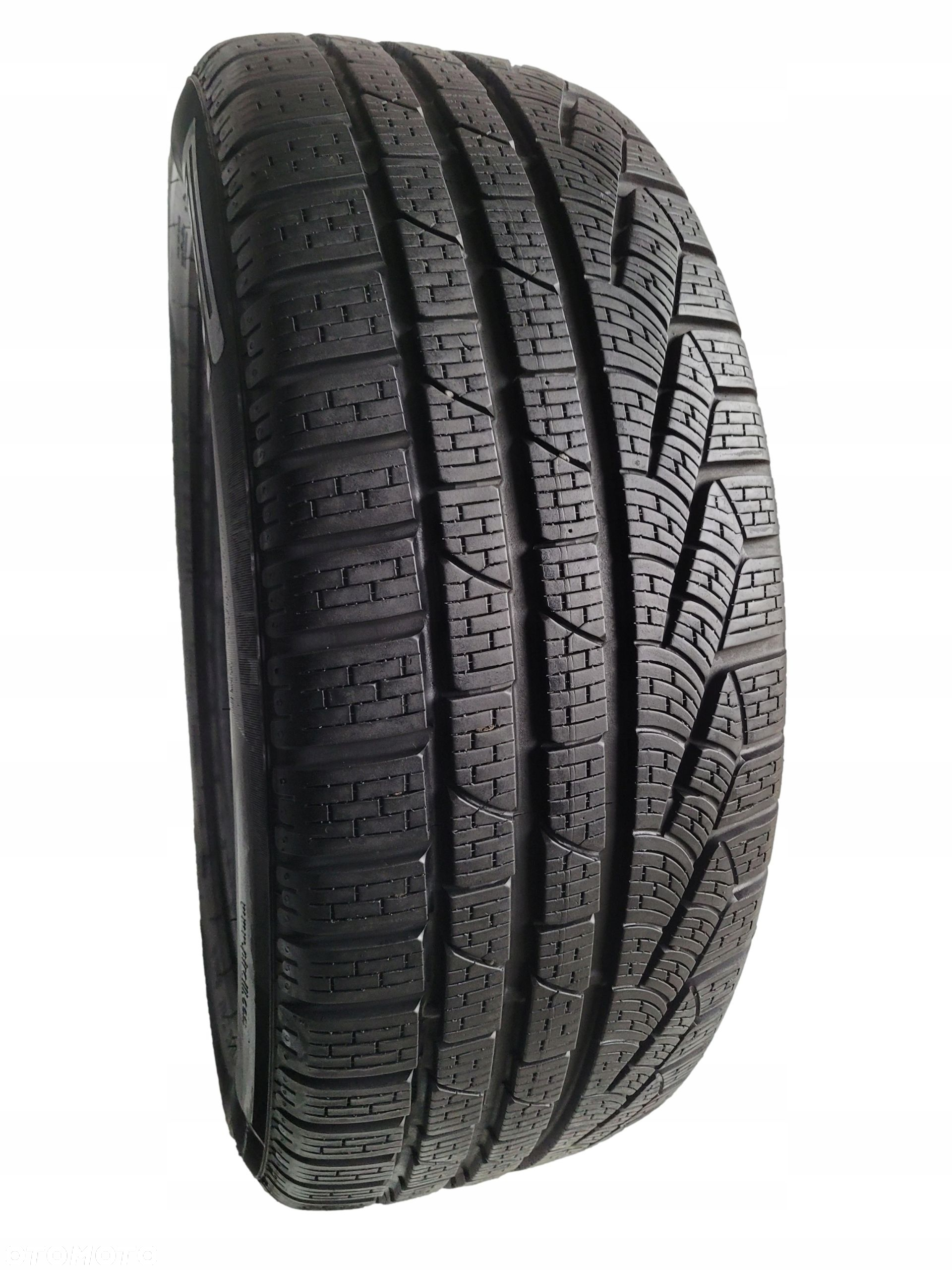 Pirelli winter 210 sottozero serie II 235/55 R18 104H 8 8.5mm 2021 - 2