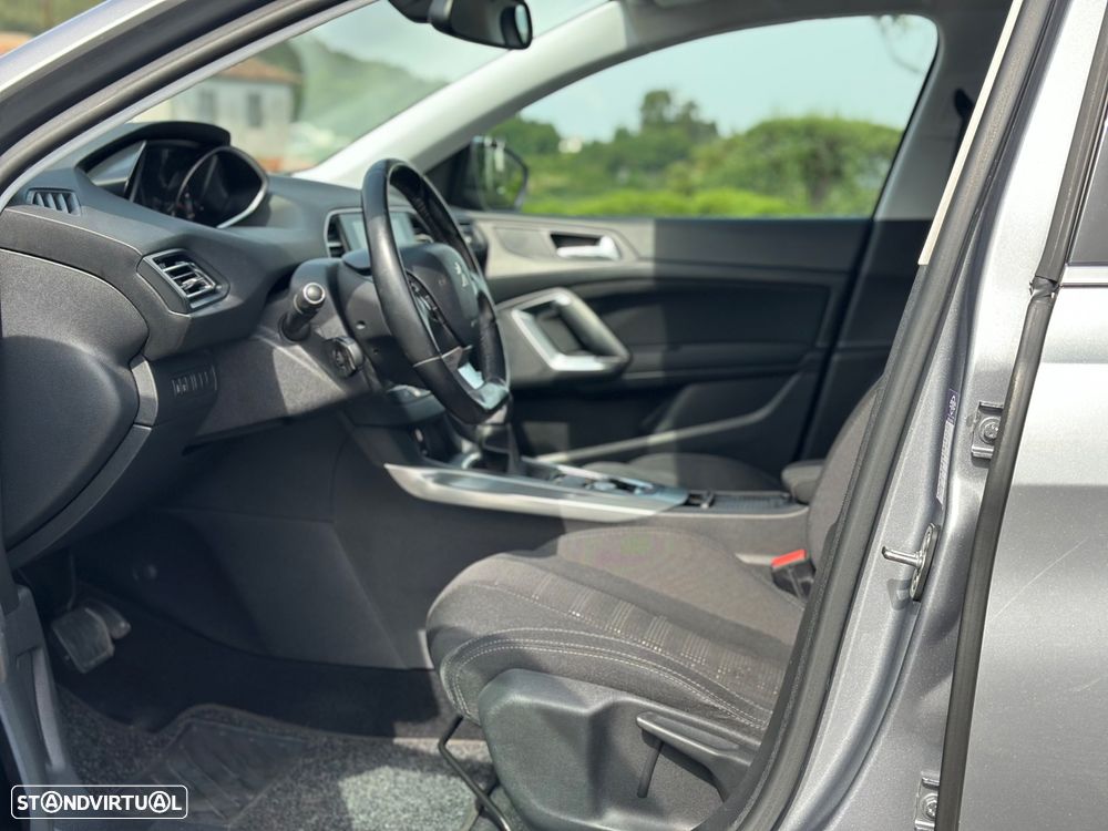 Peugeot 308 SW 1.6 BlueHDi Allure J18 EAT6 - 20