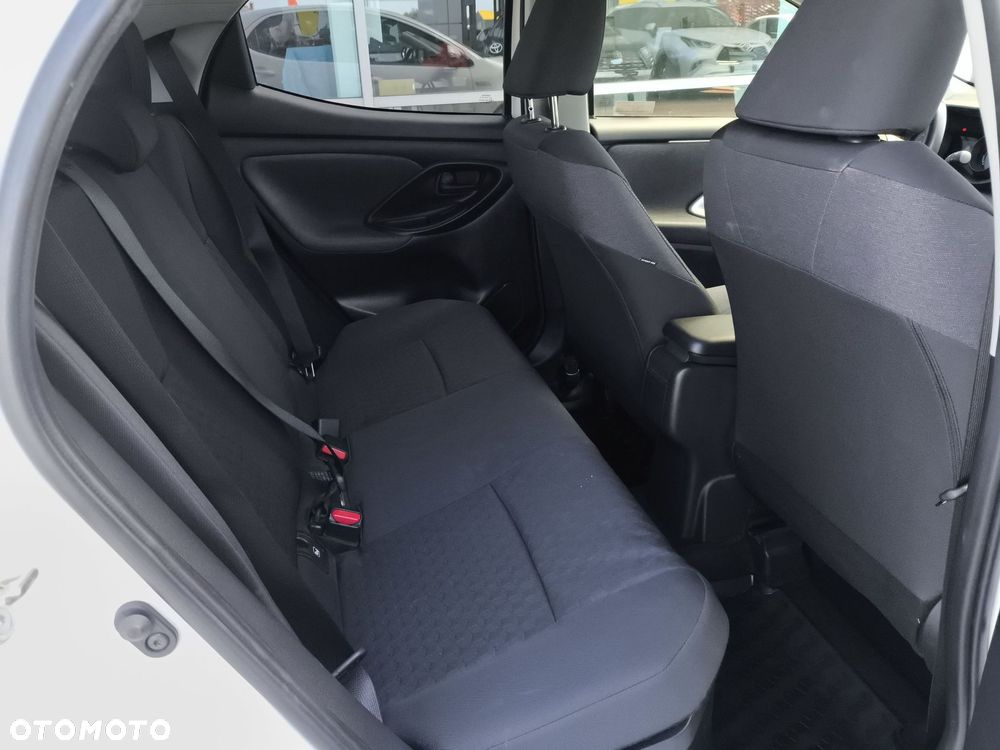 Toyota Yaris Hybrid 1.5 Comfort - 23