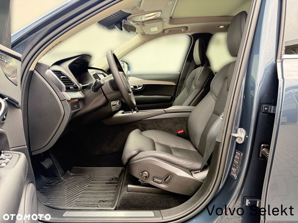 Volvo XC 90 - 13