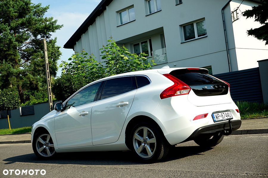 Volvo V40 D2 Summum - 3