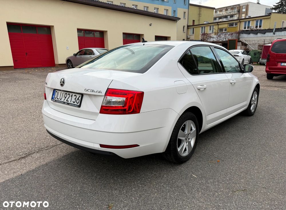 Skoda Octavia 1.6 TDI Ambition - 3
