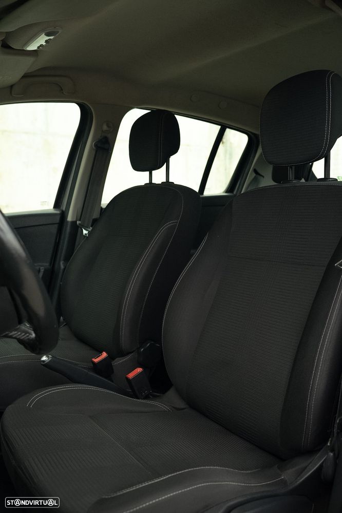 Renault Clio 1.5 dCi Dynamique S - 16