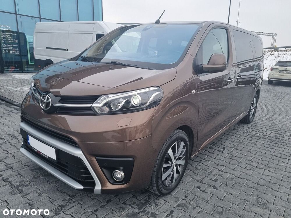 Toyota Proace Verso 2.0 D4-D Medium Family - 2