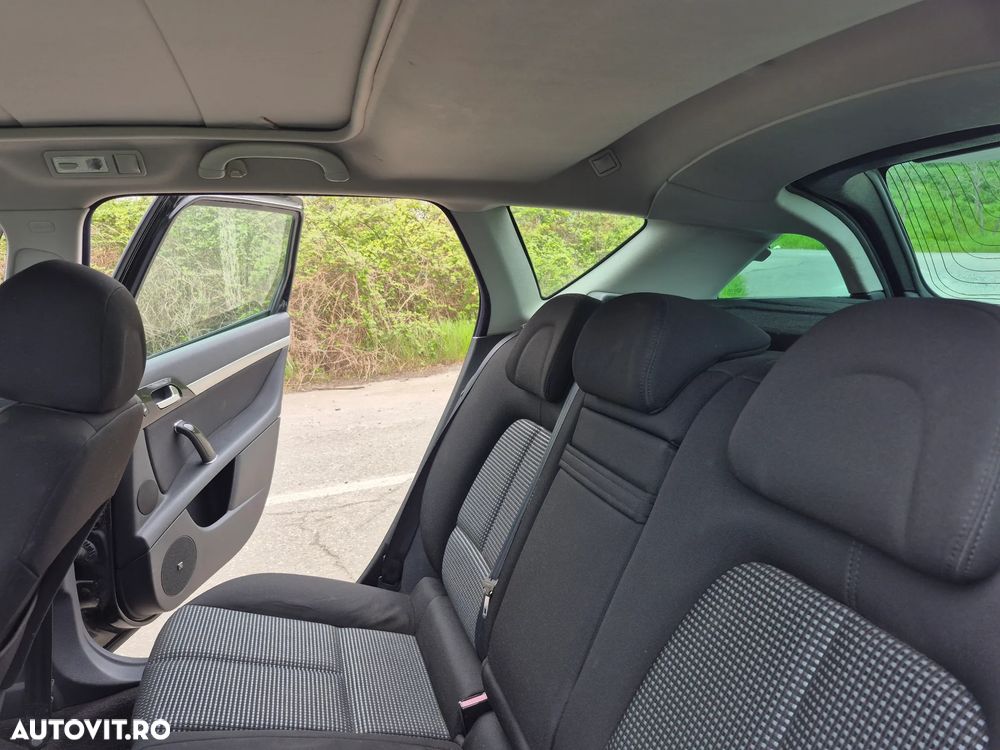 Peugeot 407 HDi 165 Automatik JBL - 38