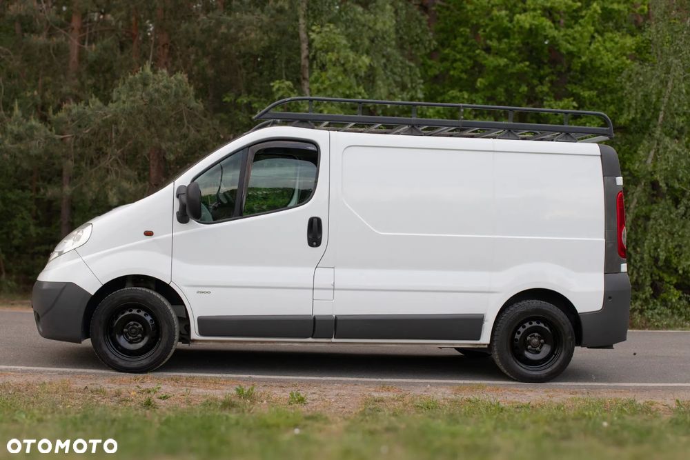 Opel Vivaro - 17