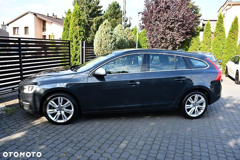 Volvo V60 D3 Momentum - 26