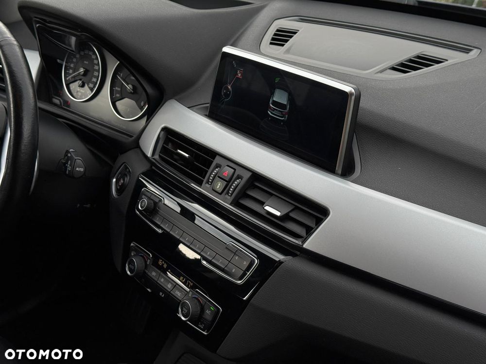 BMW X1 sDrive18d Advantage sport - 28