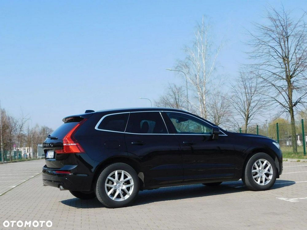 Volvo XC 60 D3 Momentum Pro - 26