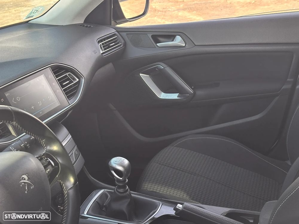 Peugeot 308 SW 1.5 BlueHDi Business Line - 16