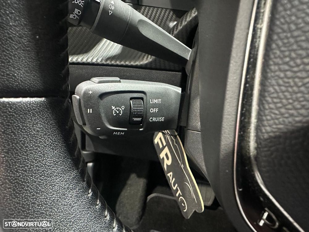 Peugeot e-2008 50 kWh Active Pack - 42