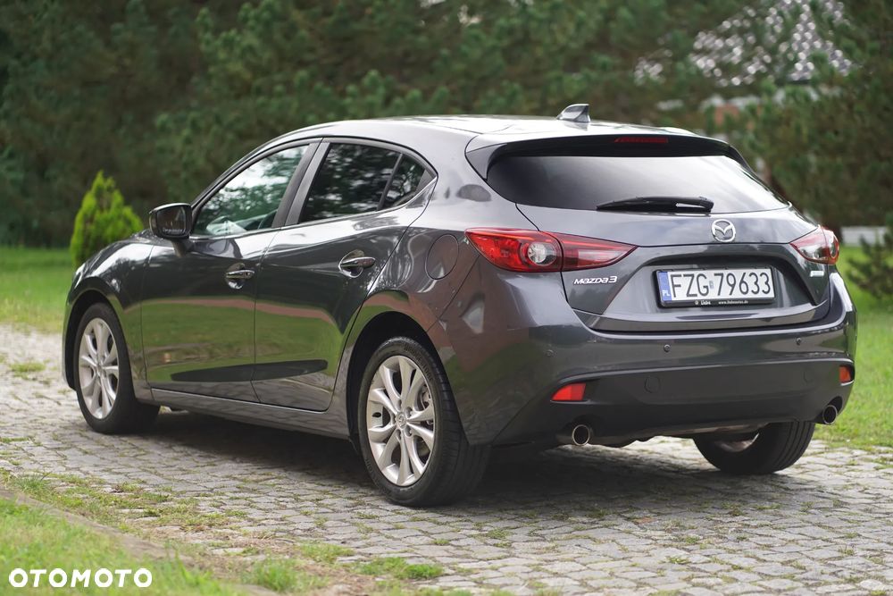 Mazda 3 - 5