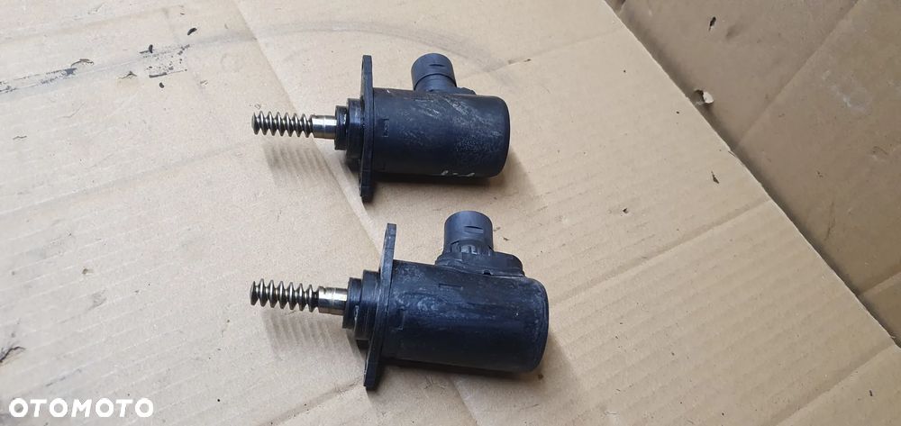 Nastawnik czujnik głowicy wałka Valvetronic BMW M5 G30 F90 4.4 7631574 - 4