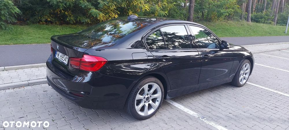 BMW Seria 3 320i GPF Sport Line Shadow - 11