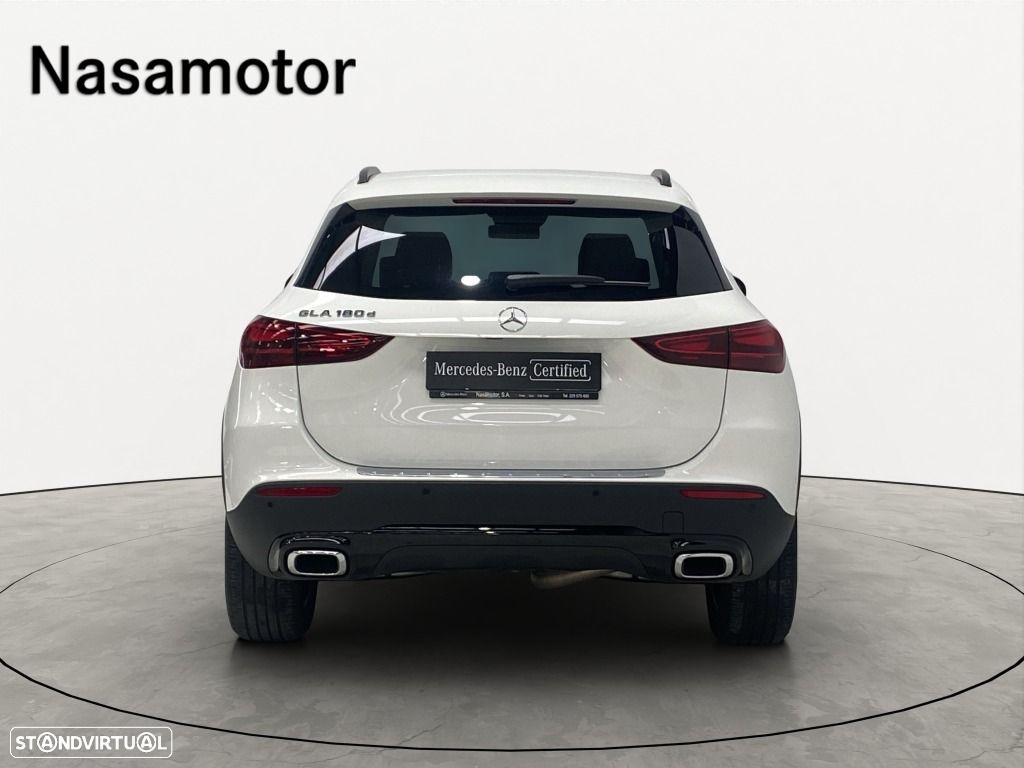 Mercedes-Benz GLA 180 d - 3