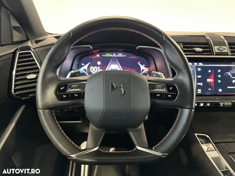 DS Automobiles DS 7 Crossback - 16