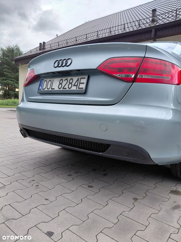 Audi A4 Limousine - 3