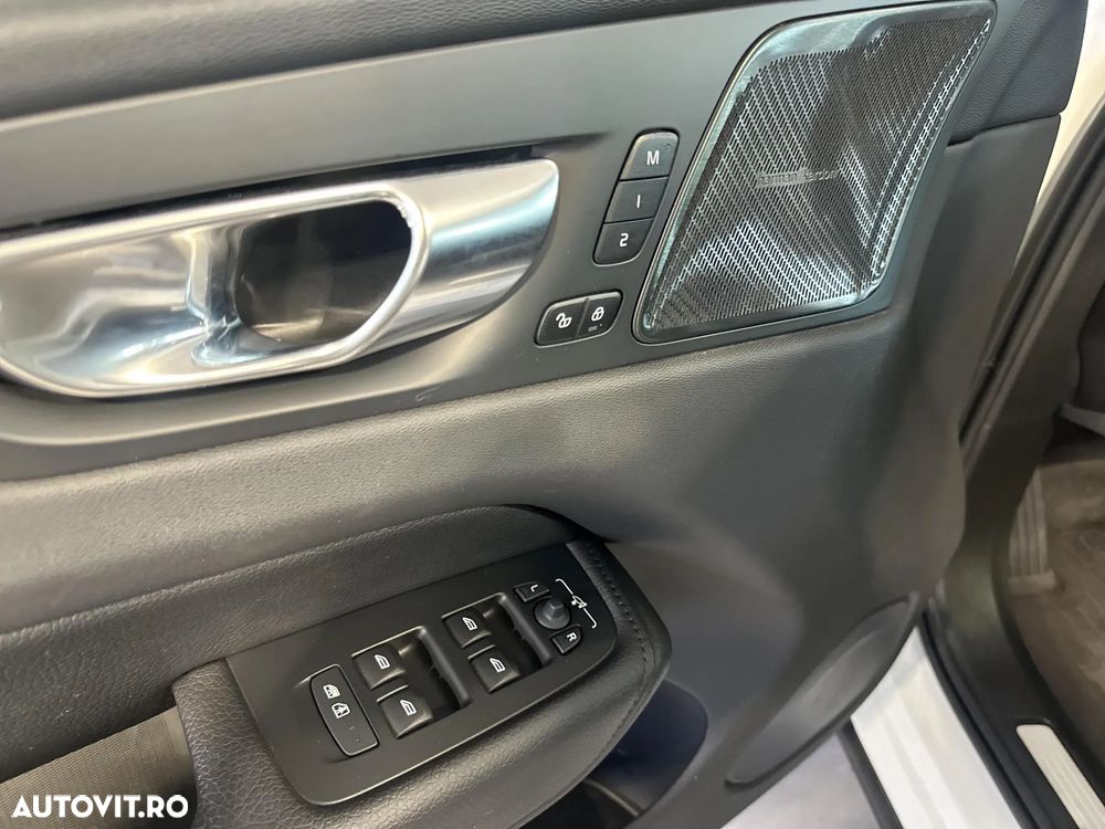 Volvo XC 60 - 14