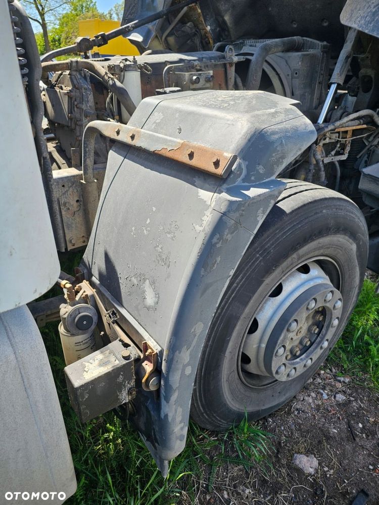 NADKOLE ZAKOLE PRAWE BŁOTNIK CHLAPACZ PRAWY WSPORNIK IVECO STRALIS 02-13 rok - 1