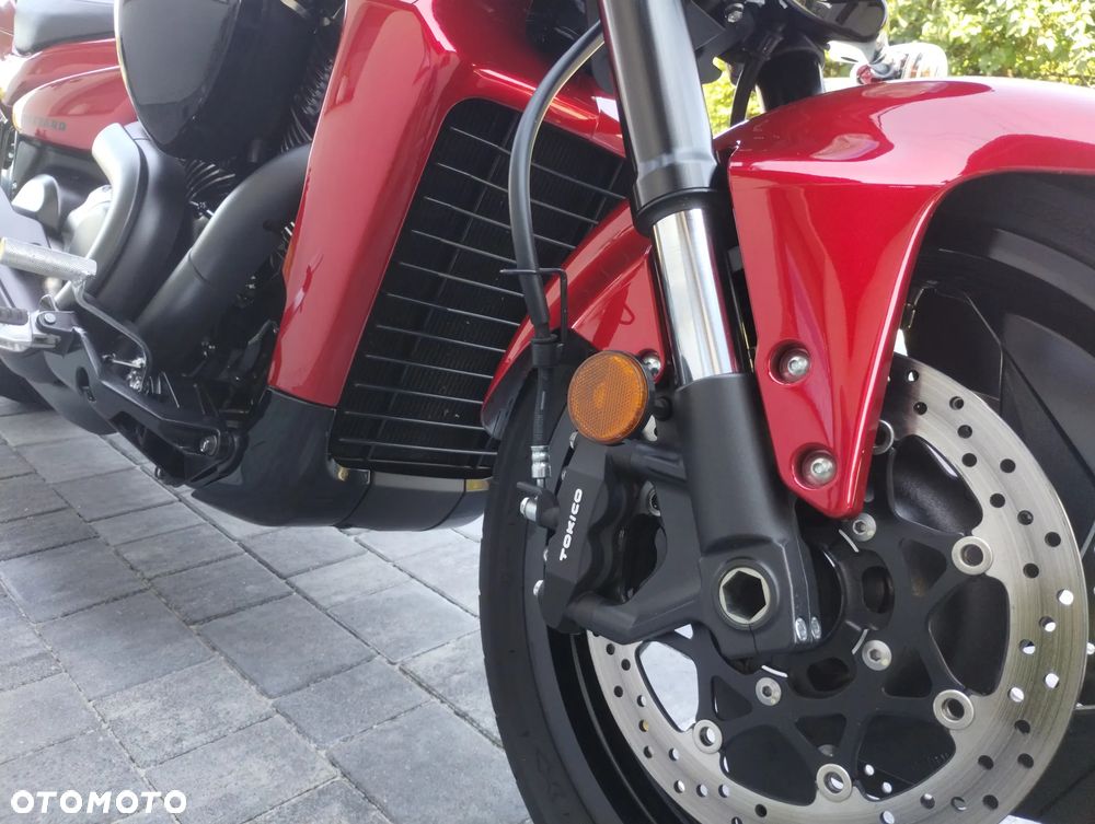 Suzuki Boulevard - 13