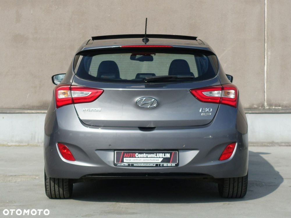 Hyundai i30 1.6 CRDi Style - 10