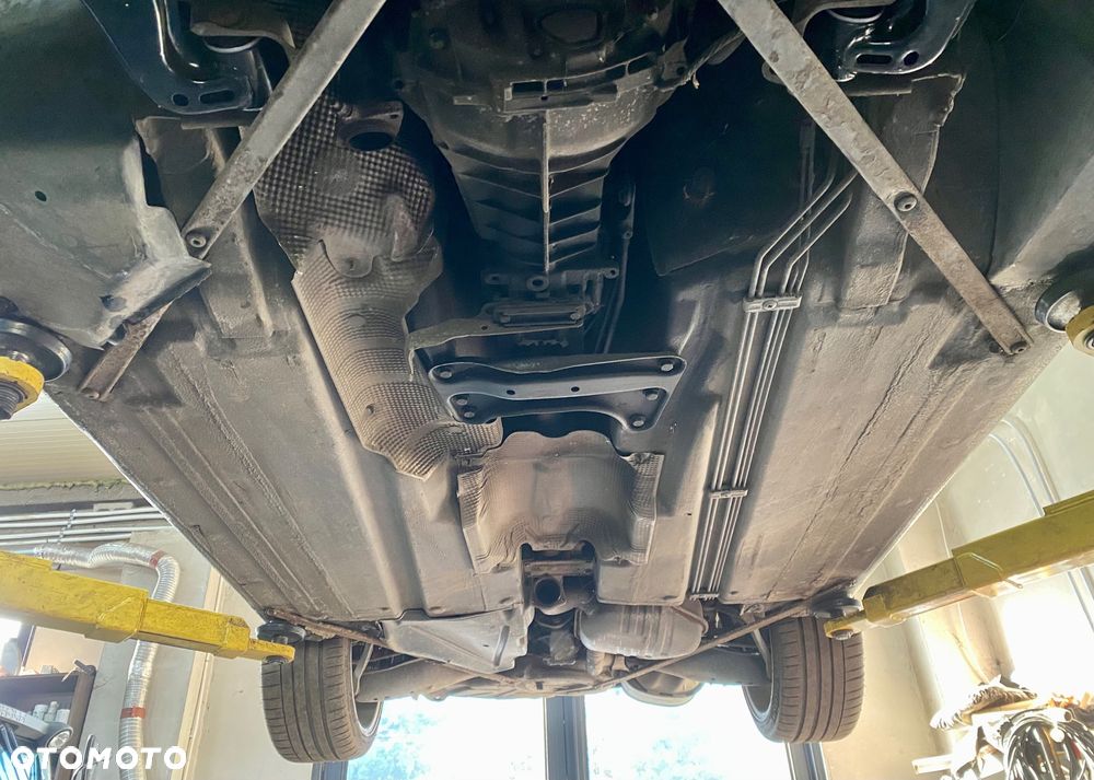 Mercedes-Benz SLK - 32